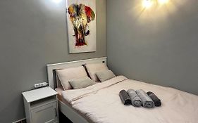 One Room Apartment Decebal