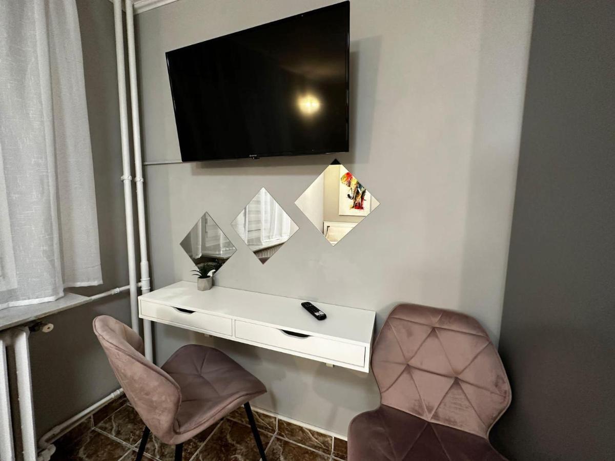 One Room Apartment Decebal Бухарест Екстер'єр фото