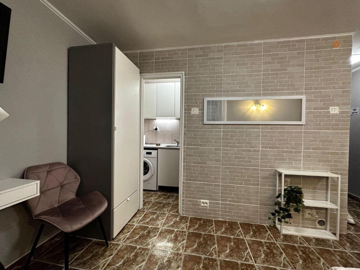 One Room Apartment Decebal Бухарест Екстер'єр фото